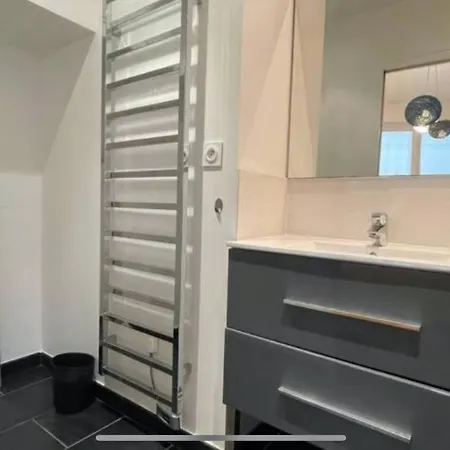 Le Canal - Proche Centre - Parking Prive - Clim *